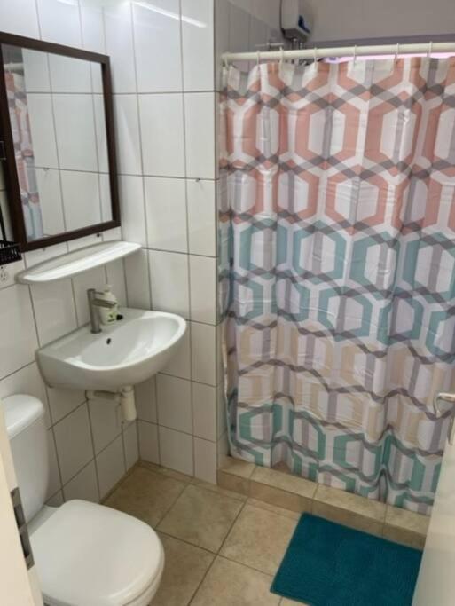 Villa Susanna 3 Bedroom 2 Bathroom House Sleeps 6Plus Виллемстад Экстерьер фото